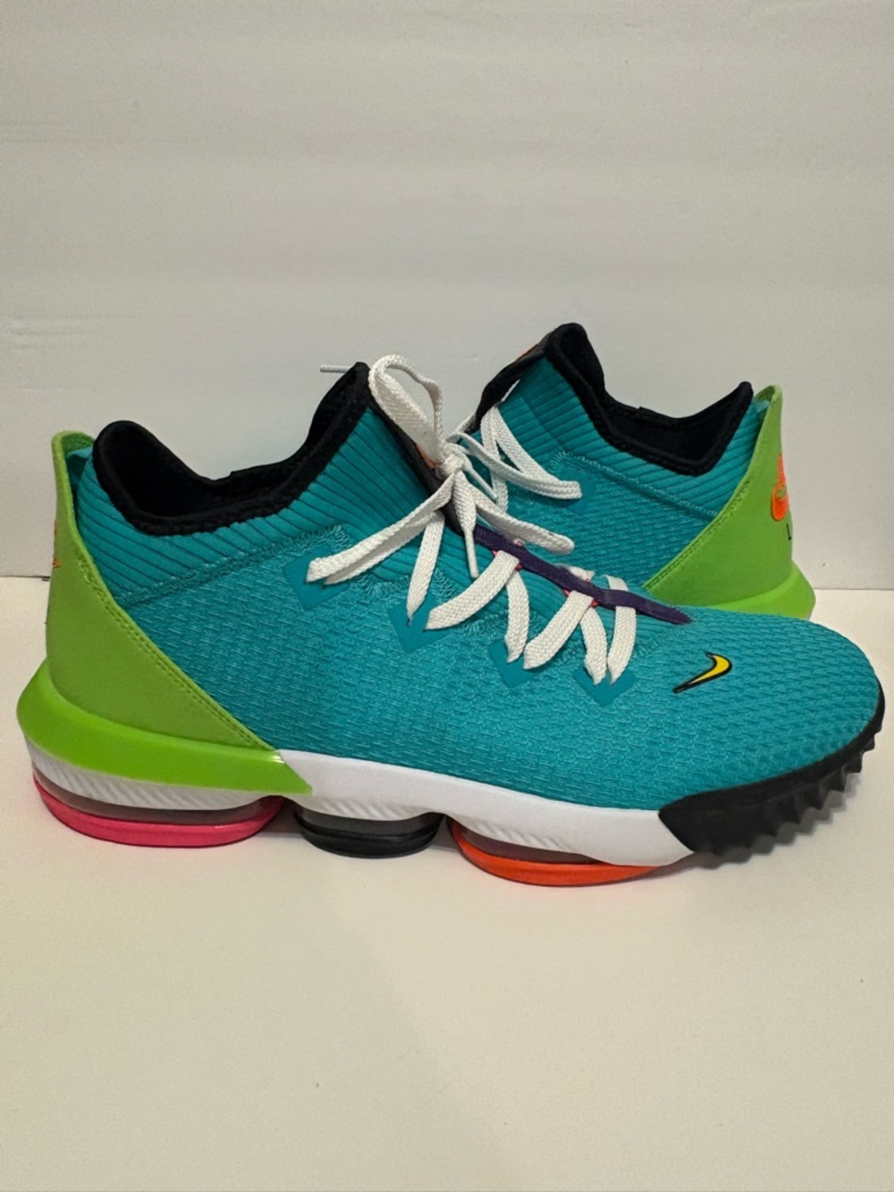 Men's Athletic Sneakers in Turquoise and Neon Green with Multi-Accent Sole